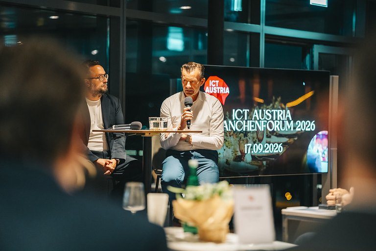 Gerhard Kürner on the panel at the ICT Austria Branchenforum